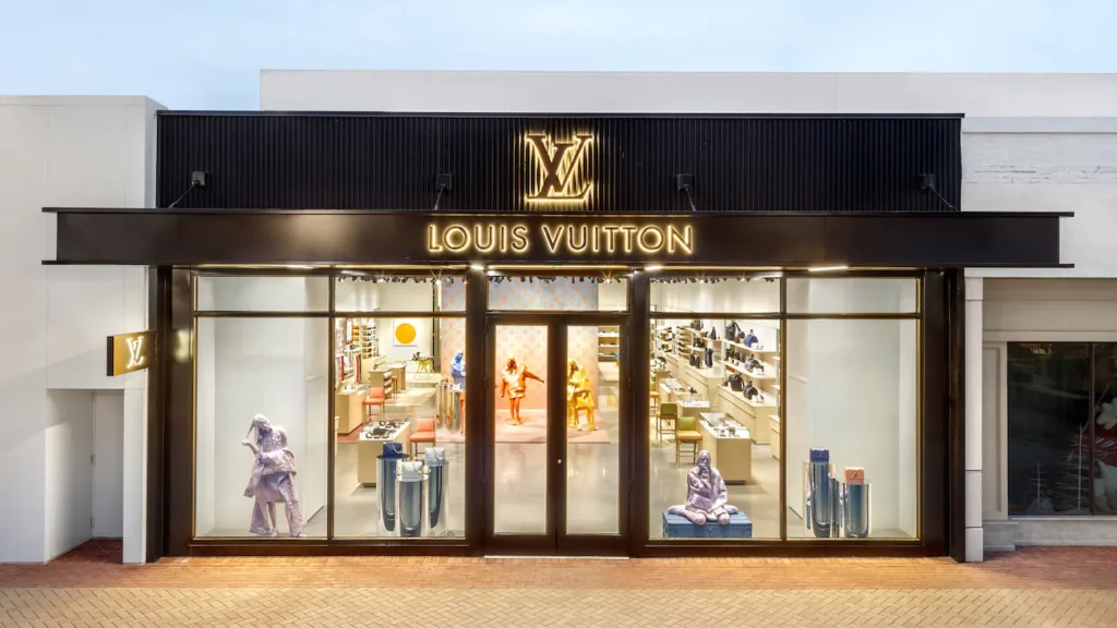 Why Muyuan LV Discover​ is Changing the Luxury Fashion Game